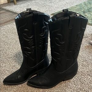 Women's Black Western Cowboy Boots - Classic Tall Style